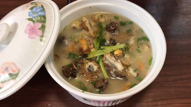 Telling you how to make attractive, delicious and hard to resist snail porridge