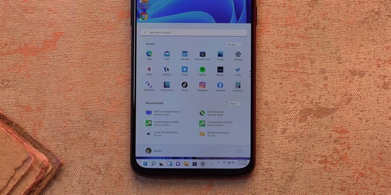 Trải nghiệm Windows 11 trên smartphone