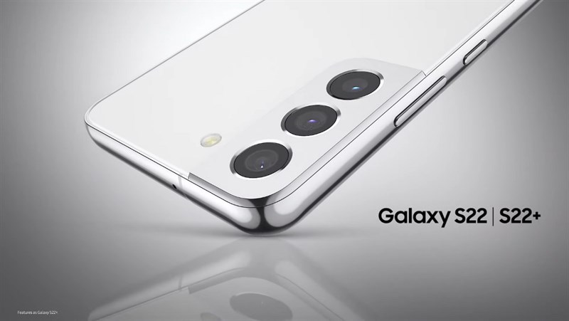 Module camera của Samsung Galaxy S22+ được thiết kế đồng nhất với màu sắc của khung máy.