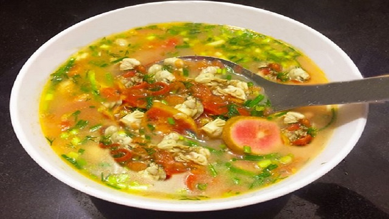 Nấu canh chua cùng quả chay