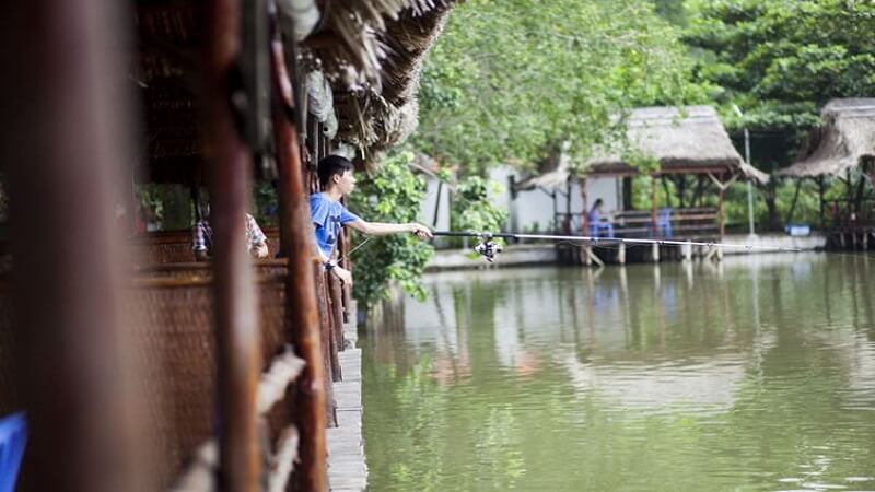 Hồ câu cá Xuân Hương có cảnh quan trữ tình, đậm chất miền Tây