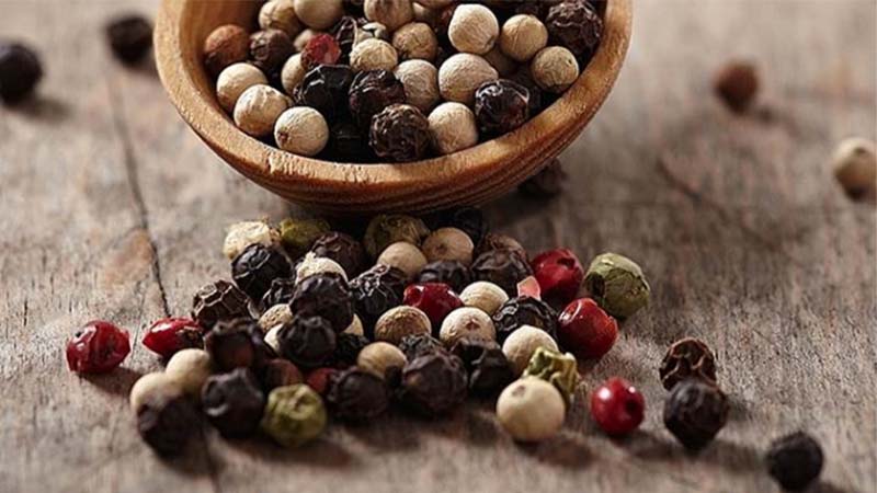 Giá tiêu thế giới