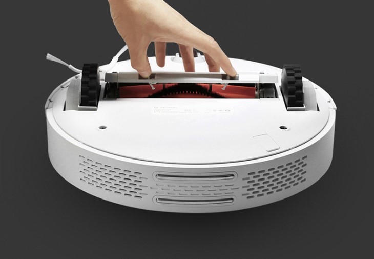 Vệ sinh robot hút bụi Xiaomi