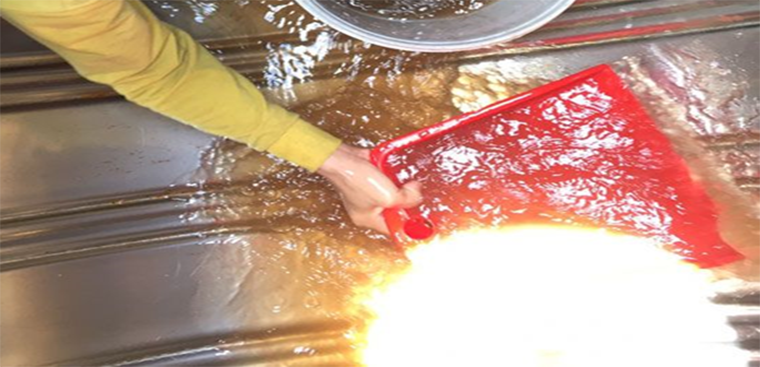 vệ sinh bồn dưới