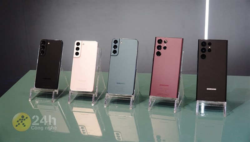 Dòng Galaxy S22 vừa ra mắt sẽ được cập nhật lên Android 13 Dòng Galaxy S22 vừa ra mắt sẽ được cập nhật lên Android 13