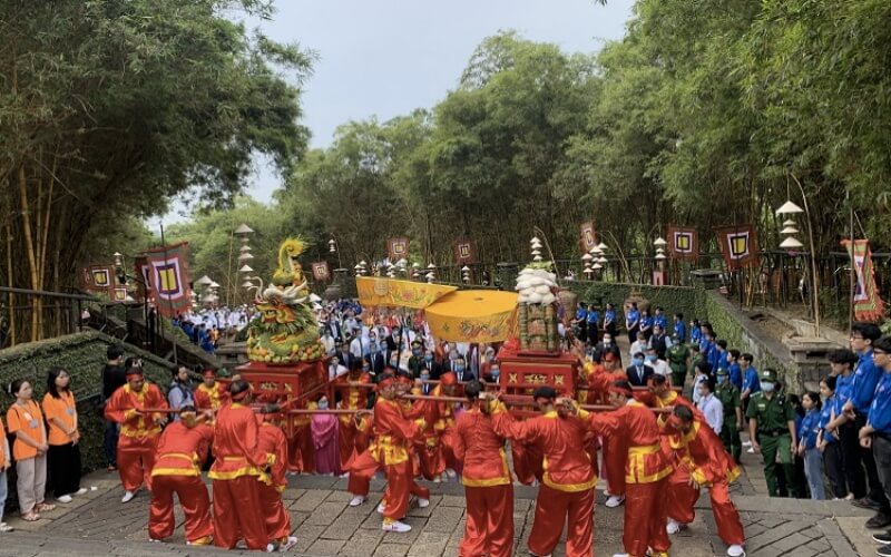 Nghi lễ tại lễ hội đền Hùng