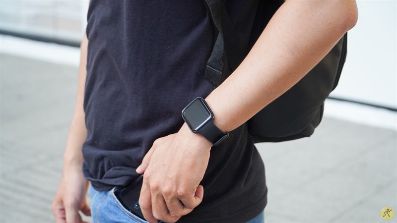 Đồng hồ thông minh OPPO Watch 46mm dây silicone vàng đồng