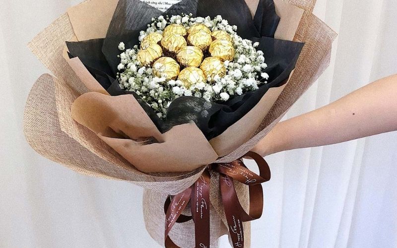 Hoa chocolate valentine dạng bó Ferrero Rocher
