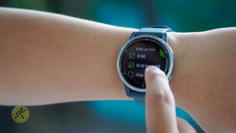 Mặt đồng hồ của Garmin Venu 2 không chỉ được thiết kế đẹp mà còn cực kì bền bỉ.