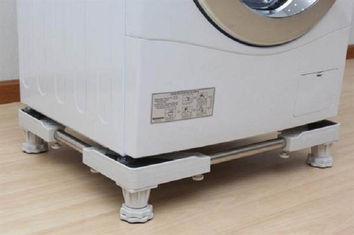 Cần di chuyển máy giặt đến nơi cao và khô ráo hơn
