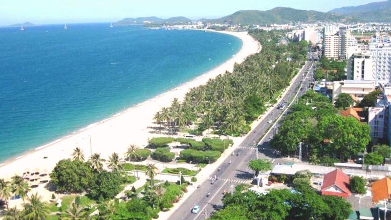 Bãi biển Nguyễn Tất Thành