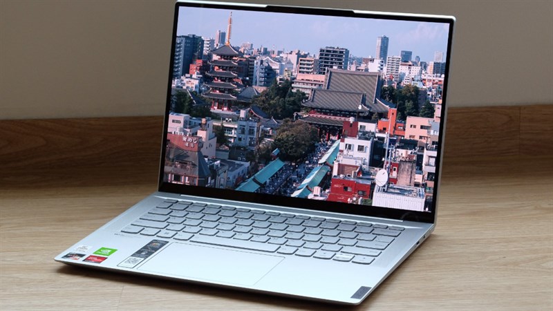 Yoga Slim 7 Carbon có thiết kế cực kỳ chanh xả đó nha