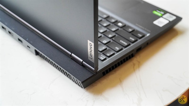 Laptop Lenovo Gaming Legion 5 15ITH6 i7 11800H (82JK00FNVN) Laptop Lenovo Gaming Legion 5 15ITH6 i7 11800H (82JK00FNVN)