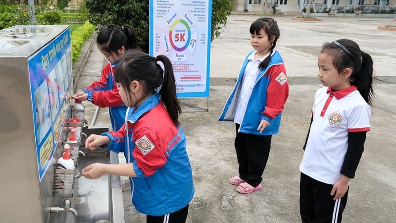 Cần chuẩn bị những vật dụng cần thiết cho trẻ khi đi học lại. Cần chuẩn bị những vật dụng cần thiết cho trẻ khi đi học lại.