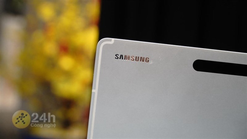 Galaxy Tab S8 có viên pin lên đến 8.000 mAh