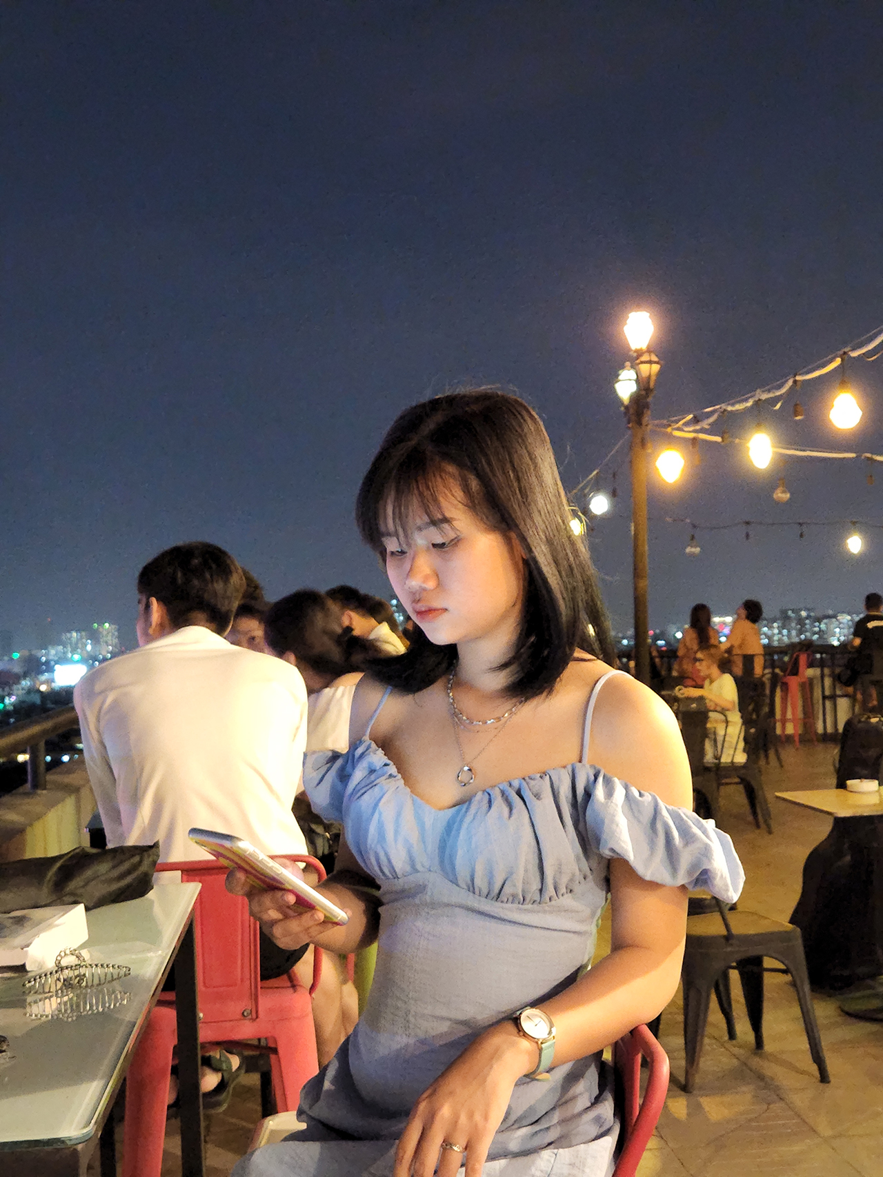 Ảnh chụp trong môi trường thiếu sáng trên Galaxy S22+