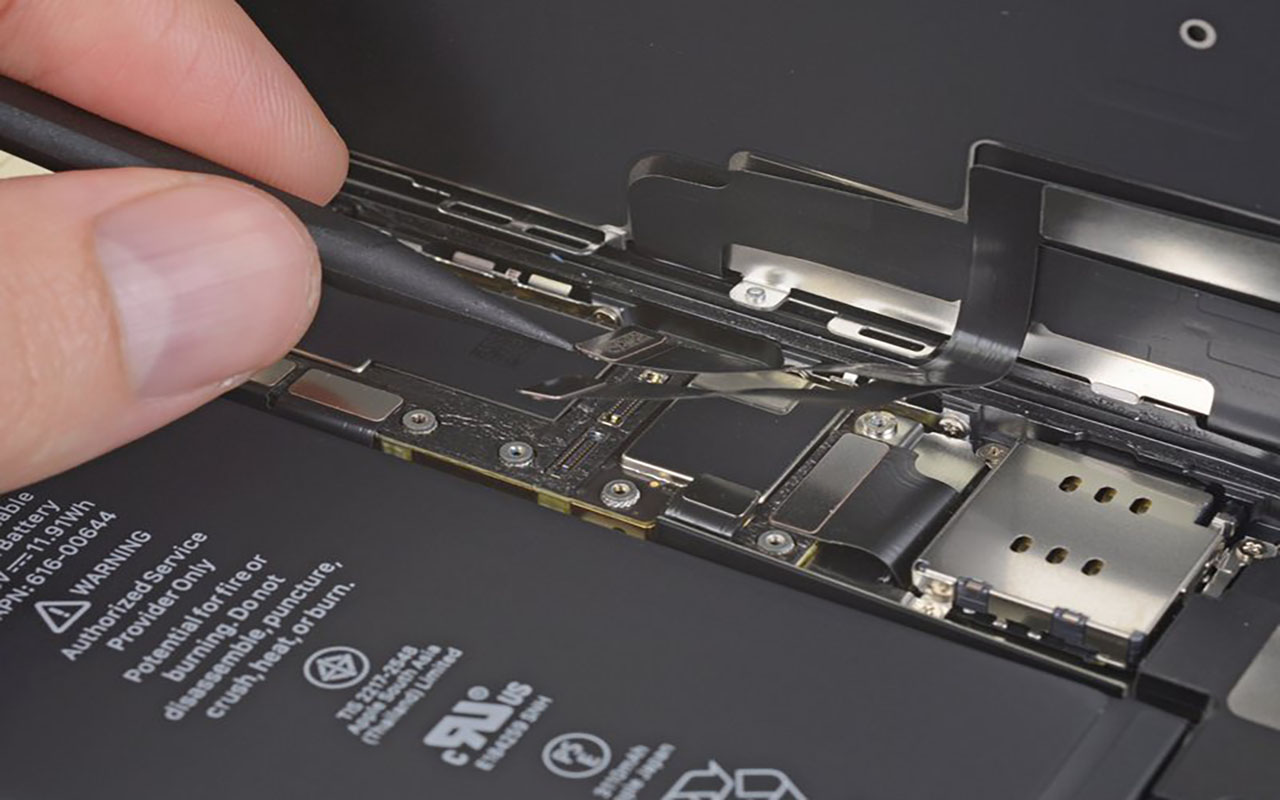 thay pin iPhone thay pin iPhone