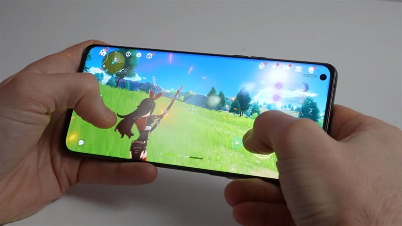 OPPO Find X5 Pro hỗ trợ chơi game tốt