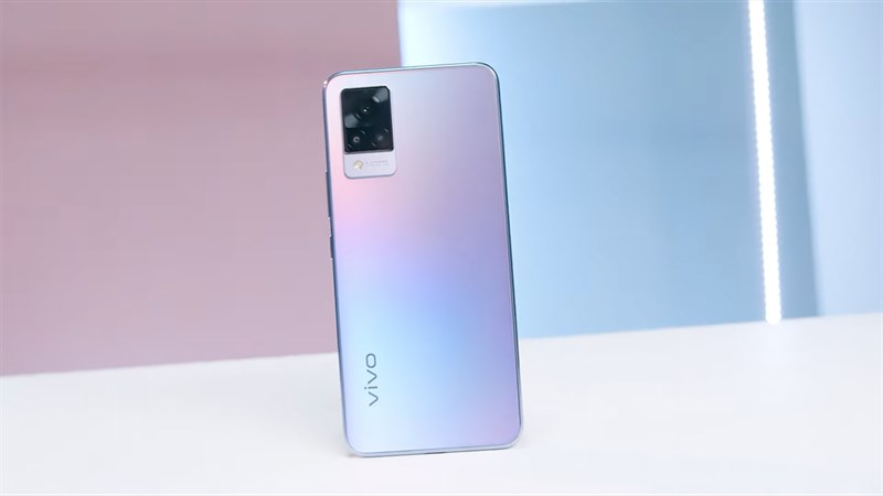 Bộ đôi Vivo Y72 5G và Vivo V21 5G đồng giảm cả triệu dịp cuối tuần