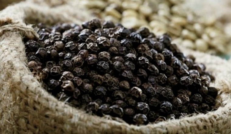 Giá tiêu hôm nay 25/2/2022: Tăng 500 đồng, dao động 82.000 - 85.500 đồng/kg