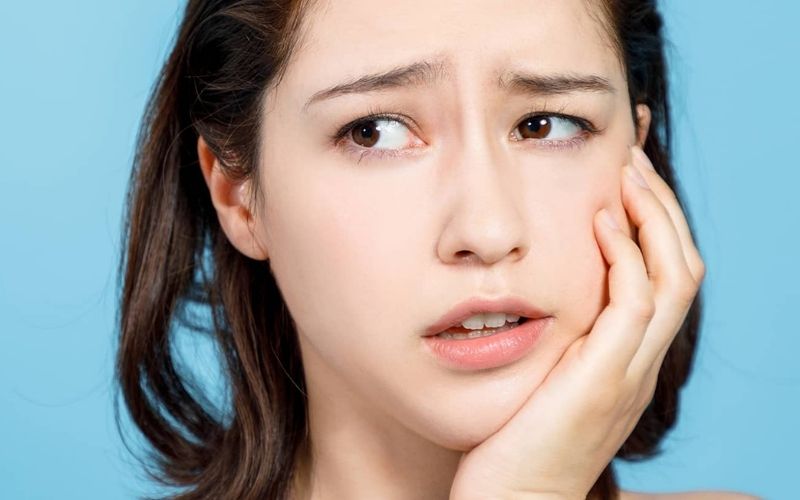 Kiểm soát vết sưng sau khi nhổ răng khôn