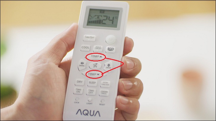 Để mở điều khiển điều hòa Aqua (Sanyo) bị khóa, bạn nhấn đồng thời nút Trừ và Cộng