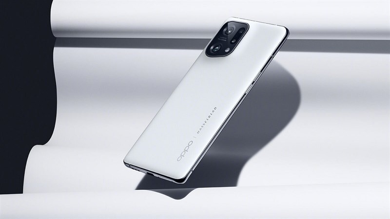 OPPO Find X6 xử lý đa nhiệm tốt với 8 GB RAM và lưu trữ thỏa thích cùng bộ nhớ trong 256 GB