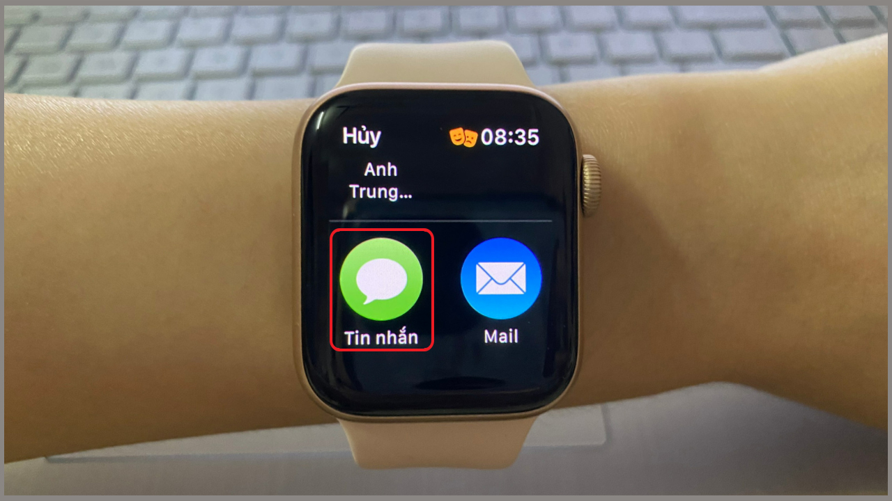 Cách chia sẻ mặt đồng hồ của Apple Watch