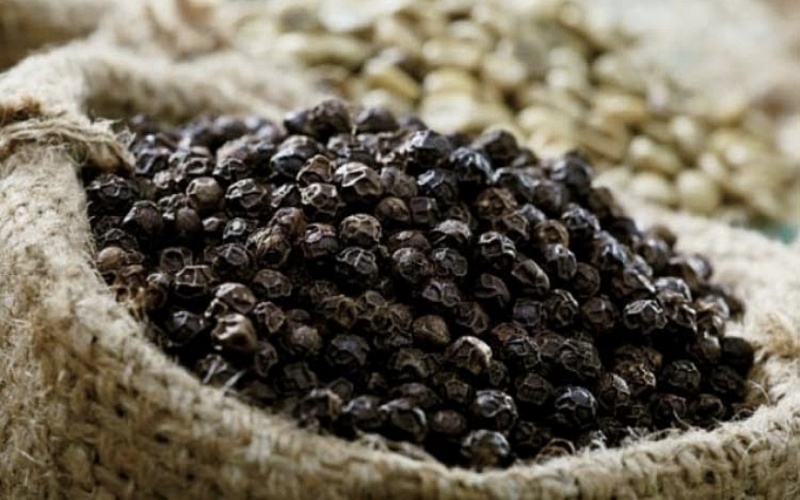 Giá tiêu thế giới