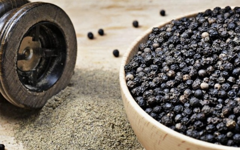 Giá tiêu thế giới