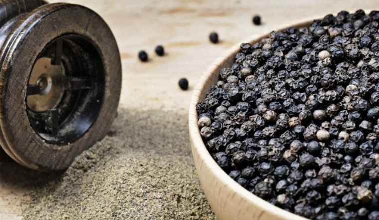 Giá tiêu hôm nay 5/3/2022: Chững giá, dao động 78.000 - 80.500 đồng/kg