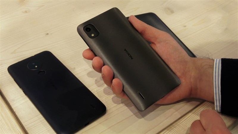 Nokia C2 (2022) có mặt lưng nhựa được làm nhám