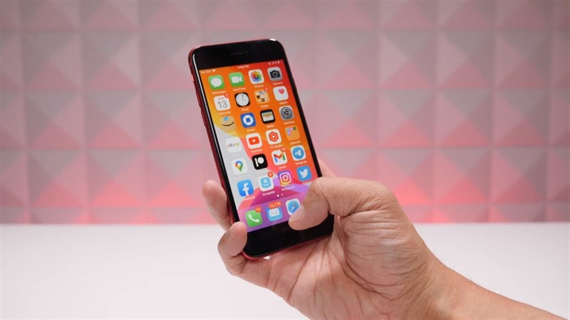 Trên tay iPhone SE 3 (iPhone SE 2022): Giá 12.9 triệu*, thiết kế đầy hoài niệm, camera 12 MP và Apple A15 quá mạnh!
                    
                            6                    

        
        
        
            16/03