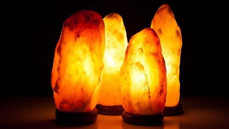 What is a Himalayan salt lamp? What are the health benefits?