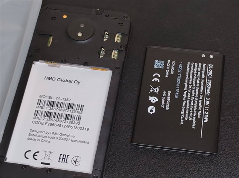 Nokia C22 sẽ trang bị viên pin lớn hơn có thể tháo rời (ảnh minh họa: Nokia C20)