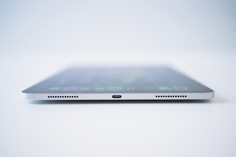 iPad Air 2022 và iPad Air 4 có cùng dung lượng pin và tốc độ sạc