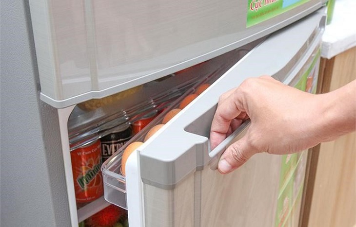The refrigerator may have an odor due to an improperly sealed door