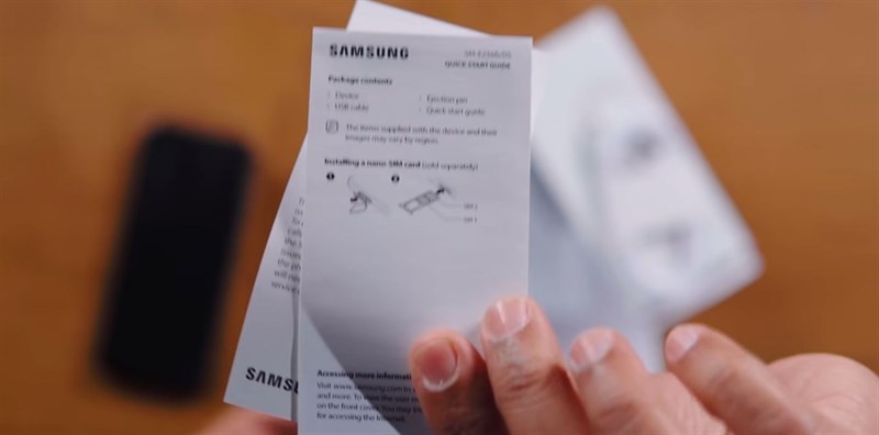 Phụ kiện đi kèm với Galaxy F23 5G