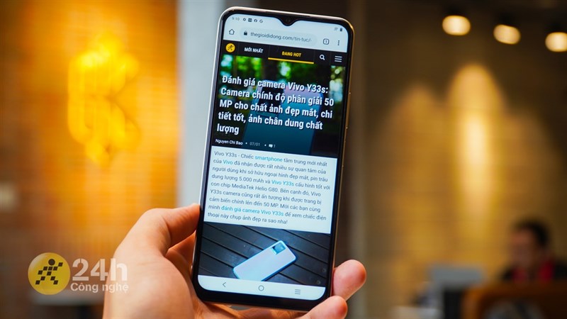Trên tay Vivo Y33s phiên bản màu Starry Gold: Màu sắc lạ mắt, pin lớn