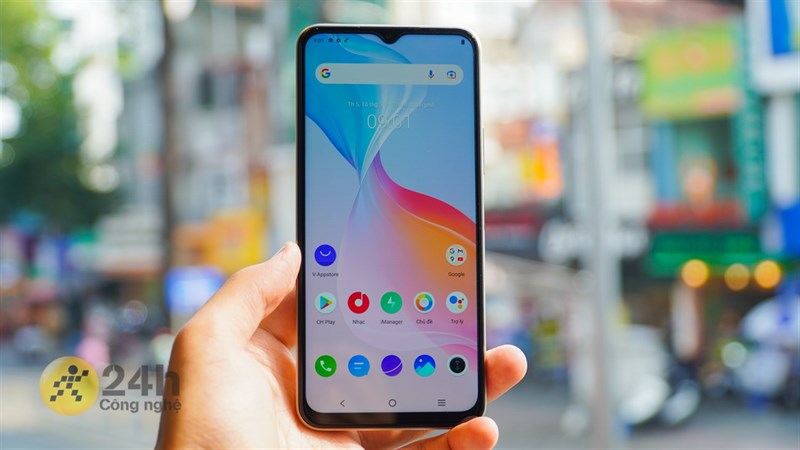 Trên tay Vivo Y33s phiên bản màu Starry Gold: Màu sắc lạ mắt, pin lớn