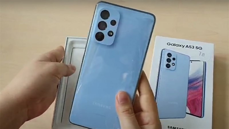 Galaxy A53 5G bất ngờ xuất hiện tại Việt Nam