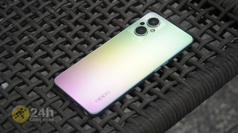 Trên tay OPPO Reno7 Z 5G: Thiết kế trẻ trung, cấu hình mạnh, pin khá