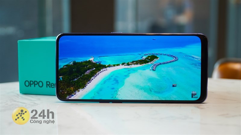 OPPO Reno7 5G được trang bị màn hình tần số quét 90 Hz