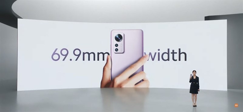 Xiaomi giới thiệu Xiaomi 12 với độ mỏng chỉ 69.9 mm