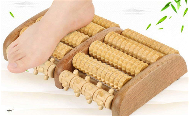 Bàn gỗ massage chân
