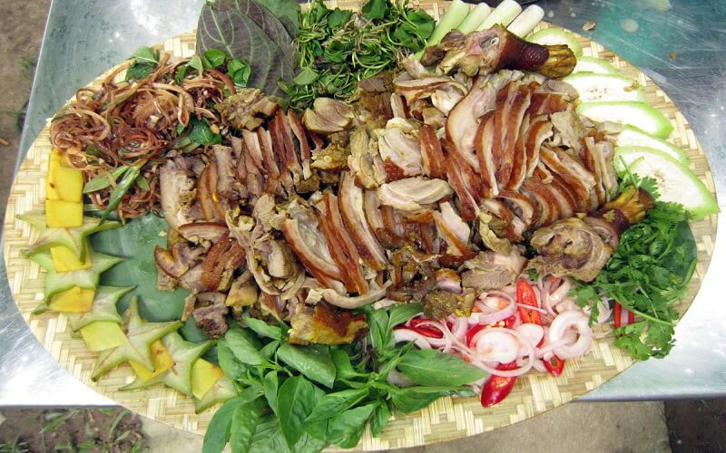 Món lợn mán hấp có hương vị đặc biệt và dân dã