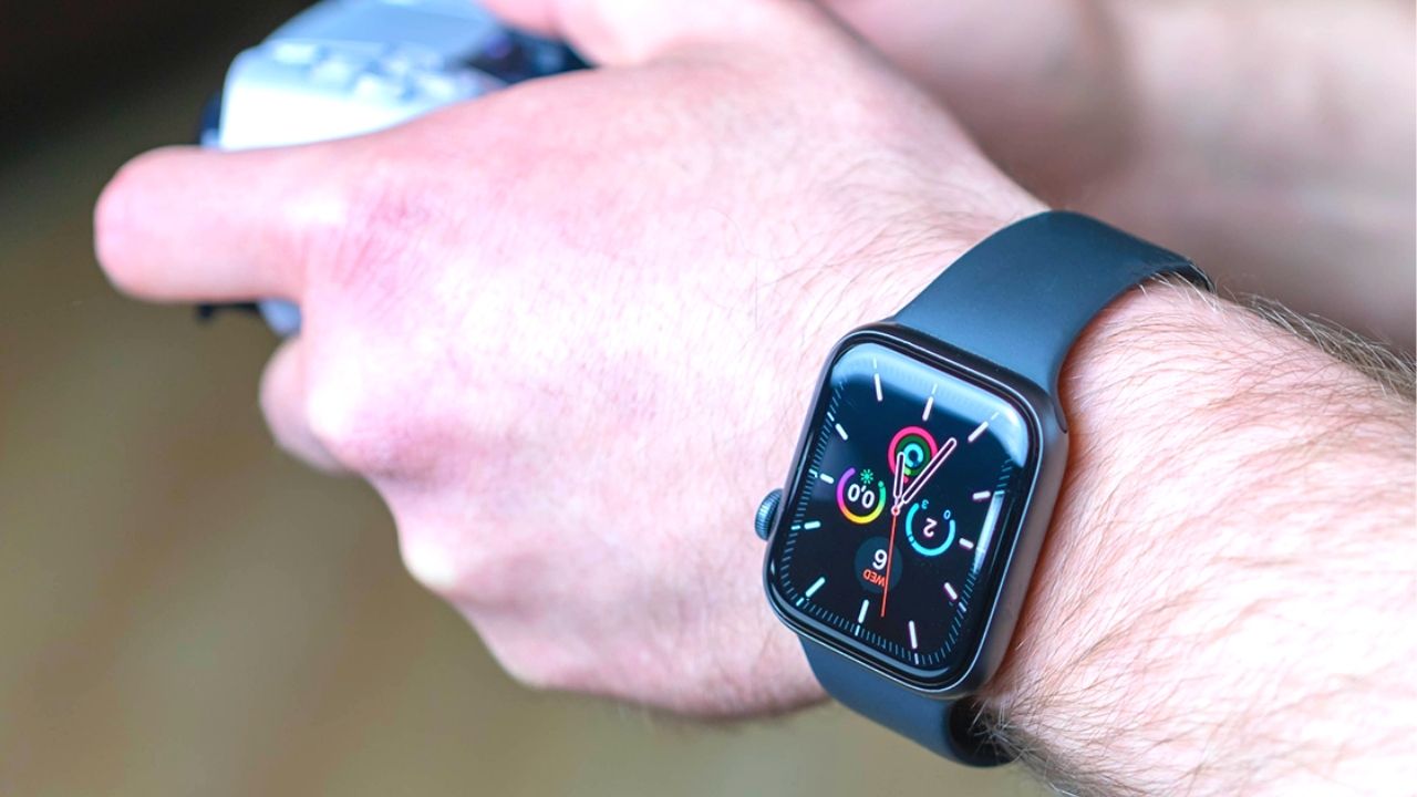 Apple Watch SE có màu gì