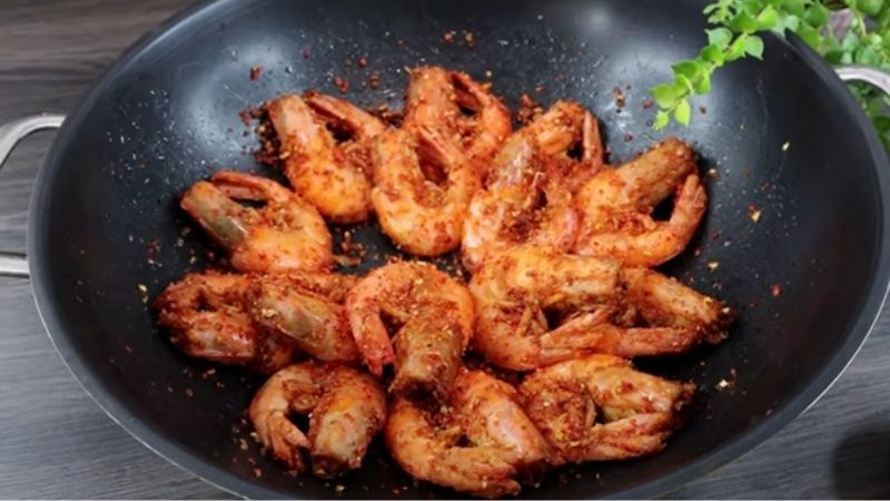 3 ways to make delicious crispy salted shrimp, easy to make at home
