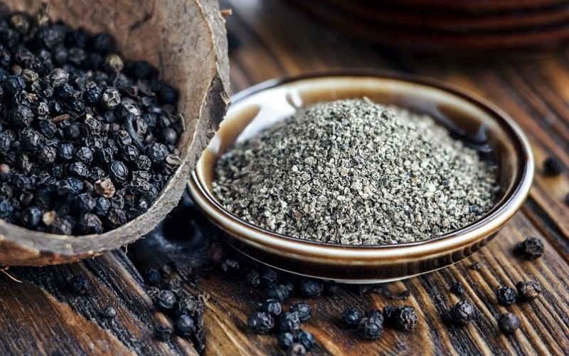 Giá tiêu thế giới