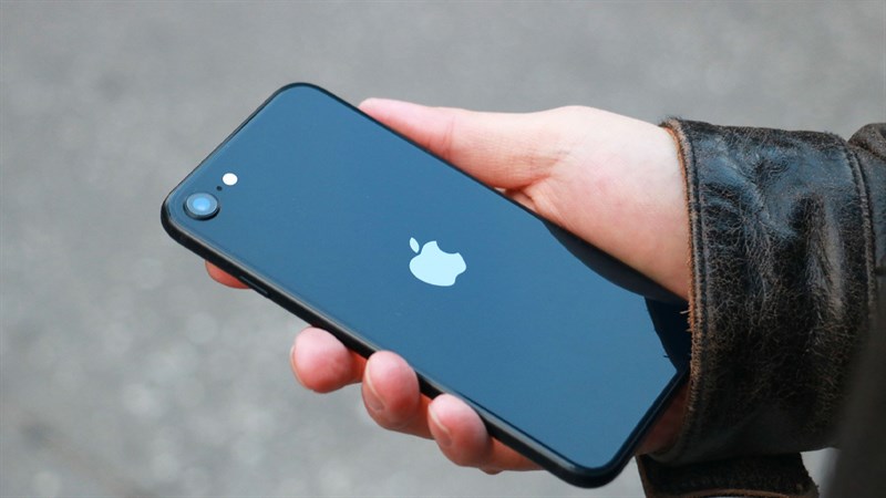 iPhone SE 3 sẽ có doanh số ấn tượng trong năm nay iPhone SE 3 sẽ có doanh số ấn tượng trong năm nay